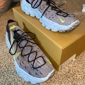 Nike Space Hippie 04